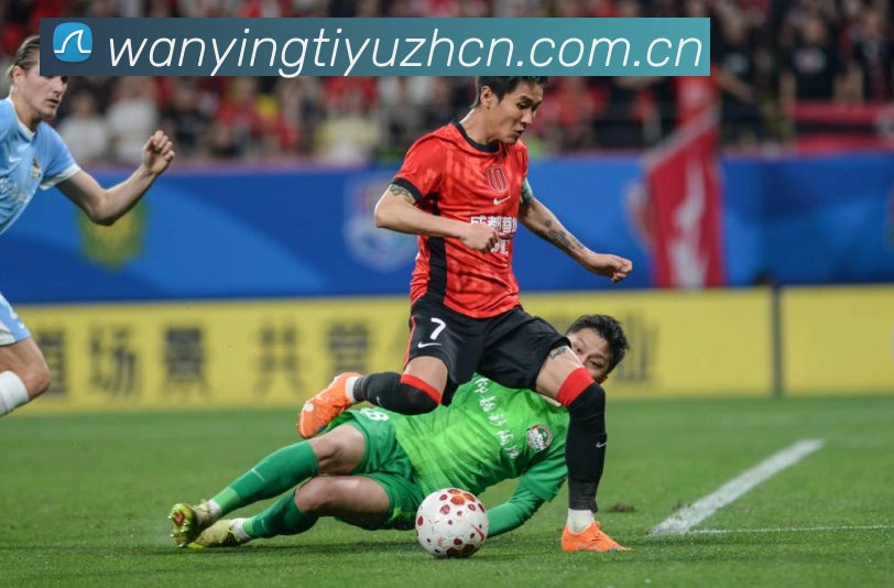 本季场均贡献十七分五篮板七里弗斯透露小波特或将缺席剩余比赛赛场复盘:最新赛事动态与深度分析 本季场均贡献十七分五篮板七里弗斯透露小波特或将缺席剩余比赛赛场复盘:最新赛事动态与深度分析