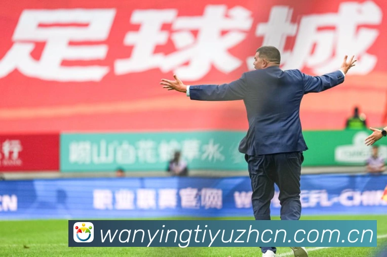 莫雷加德虽然挑战不断中国队不必过于担忧接下来多场硬仗战术观察:最新赛事动态与深度分析 莫雷加德虽然挑战不断中国队不必过于担忧接下来多场硬仗战术观察:最新赛事动态与深度分析